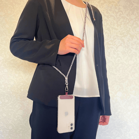 ～新特産品コンクール「鹿児島市長賞」受賞作品～大島紬 スマホショルダーストラップ（パープル）【WL0010-PU】