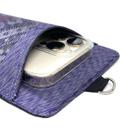 ～新特産品コンクール「鹿児島市長賞」受賞作品～大島紬 スマホケース（パープル）【WL0009-PU】