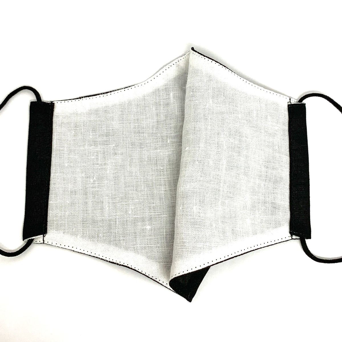 IS702 逸品 白大島 大島紬 蚊絣 正絹 丈166 トールサイズ 大島紬】正絹 白大島 白蚊絣に翁 | 野の花