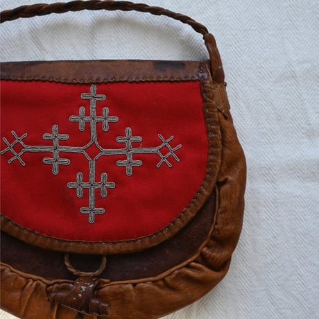 vintage saami shoulder bag with embroidery