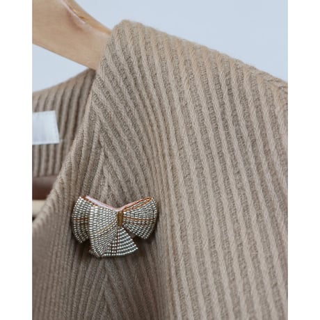 tamas sony  brooch silver