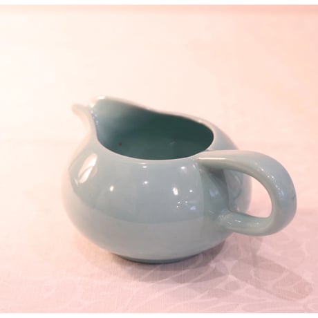kupittaan savi  creamer