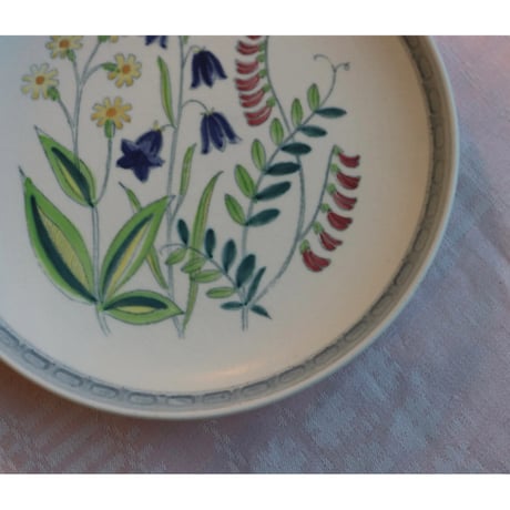 Rorstrand Lars Thoren 'Vilda Blommor' lunch plate B