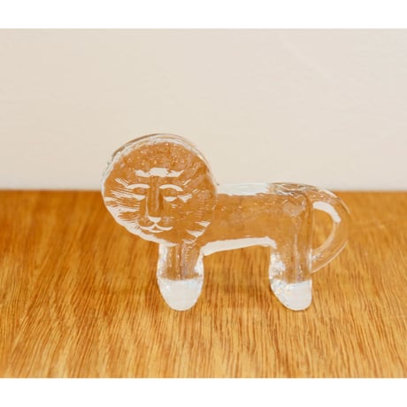 Kosta Boda lion figurine small
