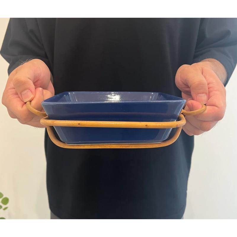 ARABIA vintage Kilta(ブラック)スクエアプレート(13.5) ARABIA vintage Kilta(ブラック)スクエアプレート(13.5)