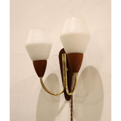 Teak & Opalglass wall lamp