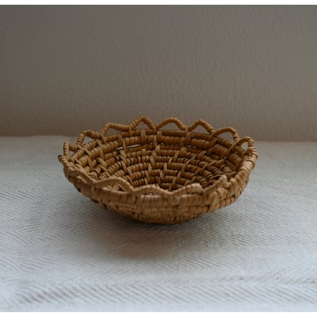 vintage saami rot slojd basket