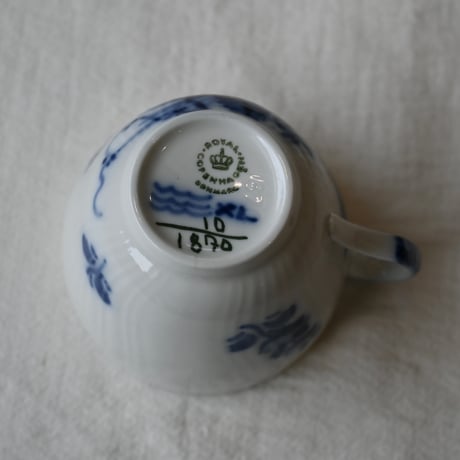 Royal Copenhagen blue flower coffee c/s (curved)