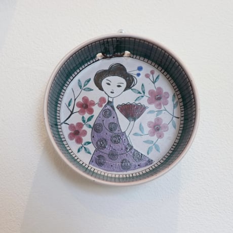 Kupittaan Savi wall plate by Laila Zink