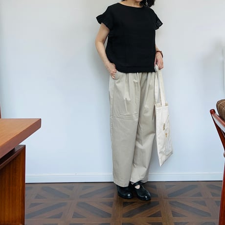raha gabardine tuck easy pants