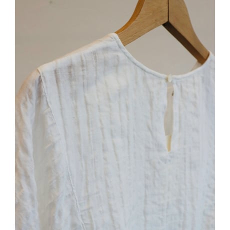 miho umezawa  cotton linen square sleeve blouse