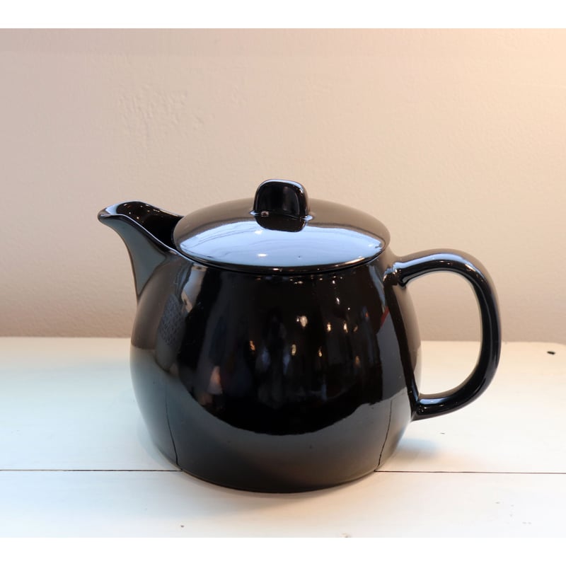 アラビア　GOG アトリエ　ビネガーポット Arabia KF3 Teapot black | plum