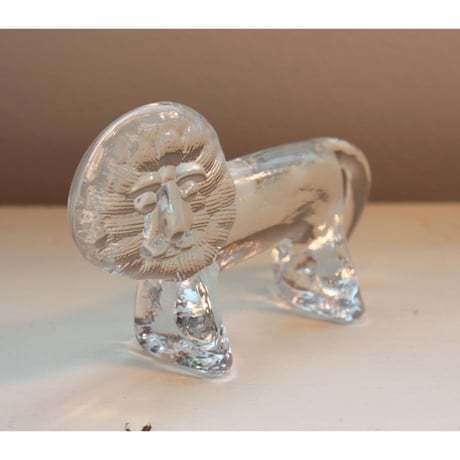 Kosta Boda lion figurine small