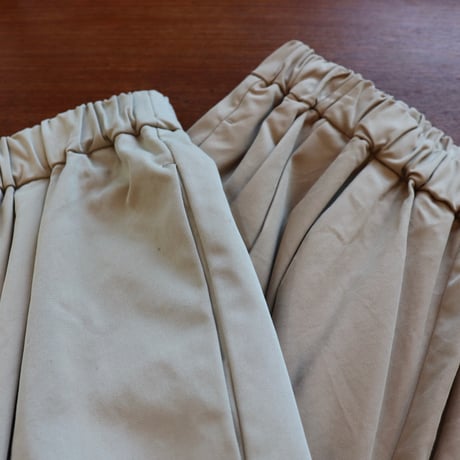 raha gabardine tuck easy pants