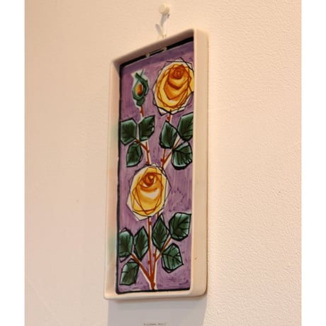 Kupittaan Savi wall  plate 'roses'