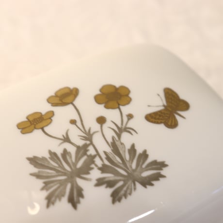 Royal Copenhagen buttercup