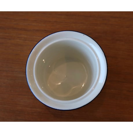 JIE Gantofta 'sill' pot with teak lid