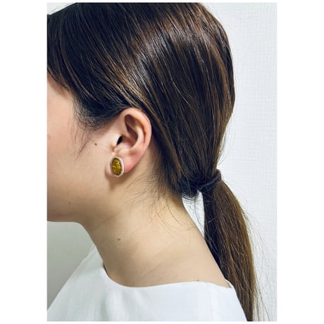 Reflect gold  pierce / earrings