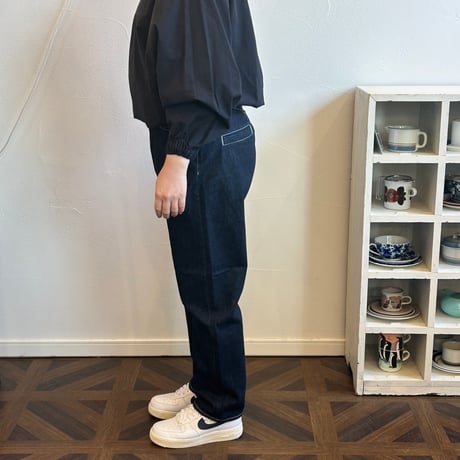 HAU  denim pants　'tapered'
