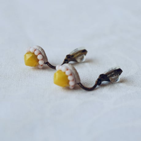 Met pierce / earrings