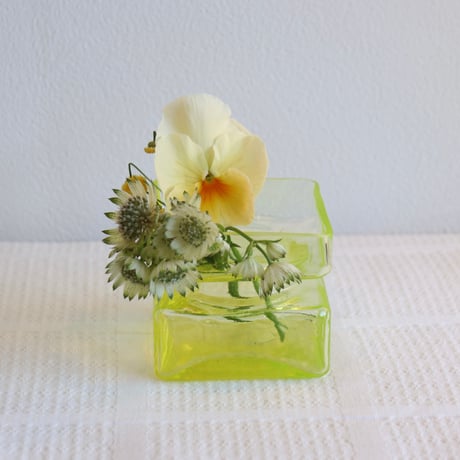 Riihimaen Lasi 'Pala' vase yellow