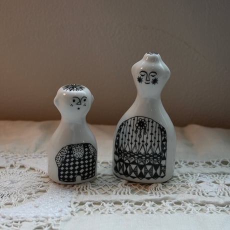 Figgjo spice jar set 'mom and boy'