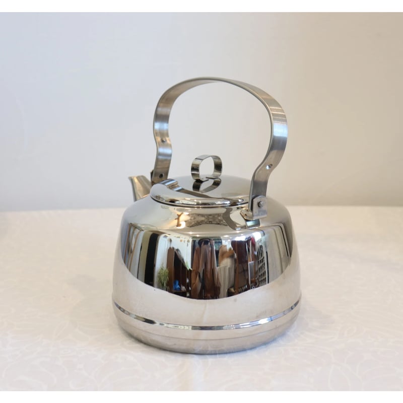 Hackman stainless kettle | plum Hackman stainless kettle | plum