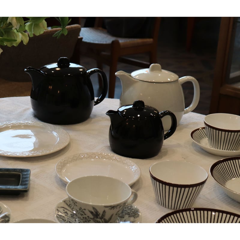 Arabia KF3 Teapot black | plum