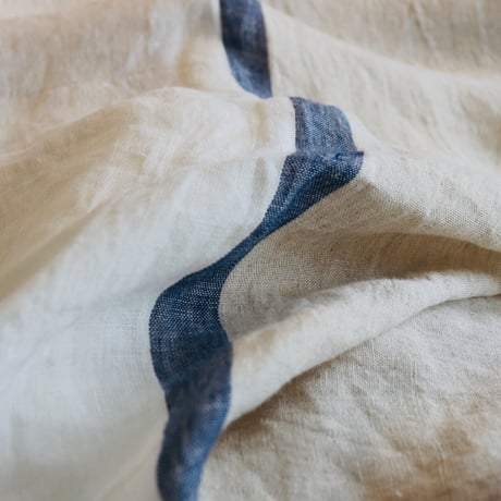 Tenjin linen tablecloth 'bicolor with center stripe'