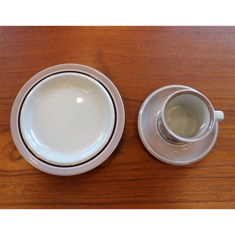 Arabia Koralli coffee c/s  ＋ dessert plate trio set A