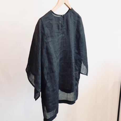 miho umezawa  linen square sleeve blouse  black