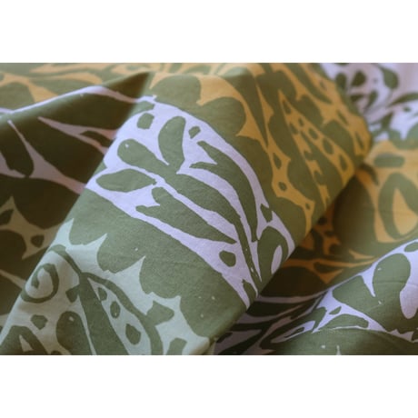 Marimikko 'Sarafan'  vintage textile（table runner)