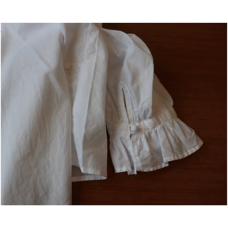 pot and tea frill blouse