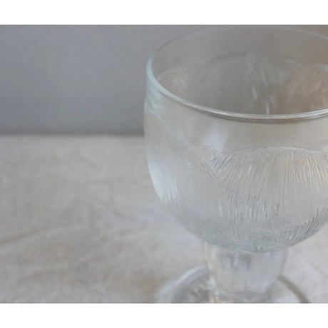 Nuutajärvi  Pioni wine glass