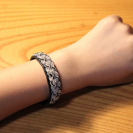 Saami Bracelet Starnfall　(フェーンファル）
