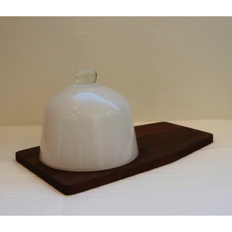 NUUTAJÄRVI  cheese dome with teak tray