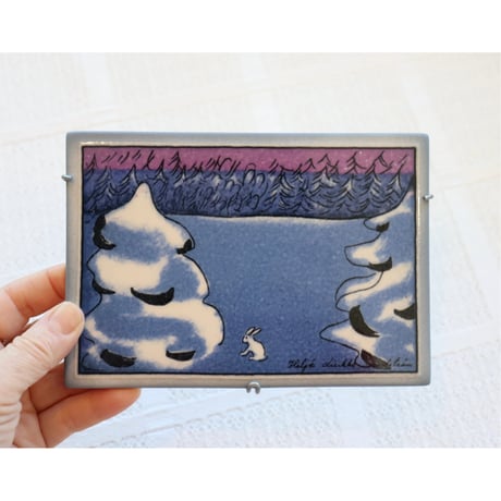 Arabia Helja Liukko Sundstrom wall plaque 'rabbit in snow'
