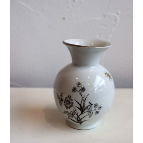 Arabia Perho flower vase