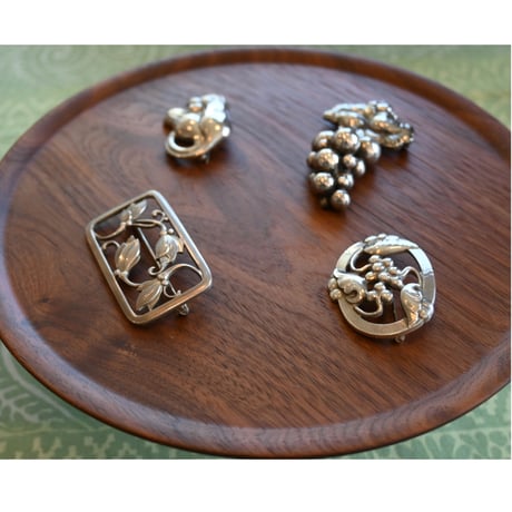 Georg Jensen moonlight grape  brooch (oval)