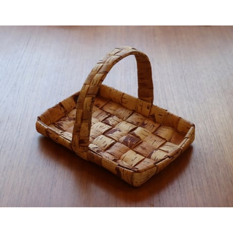 Vintage birch one handle basket