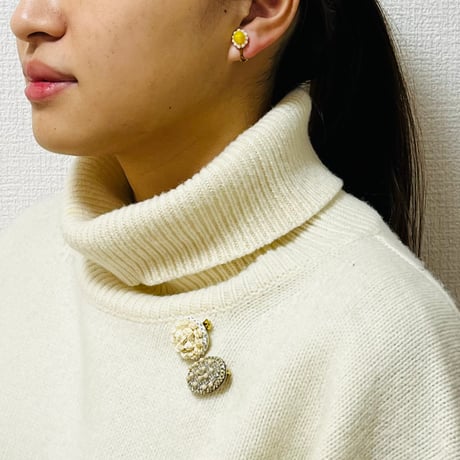 tamas こんばんは mini brooch