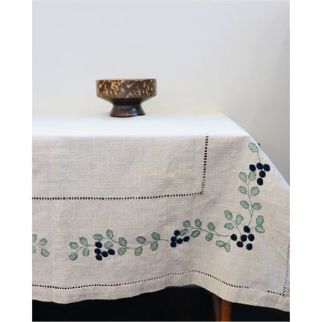 Sweden blueberry embroidery tablecloth