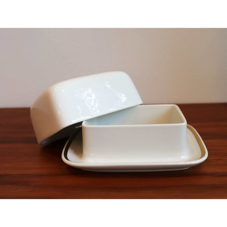 Royal Copenhagen buttercup