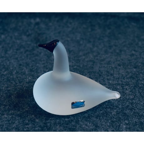 Nuutajarvi lintu ' Snow Goose ' by Oiva Toikka