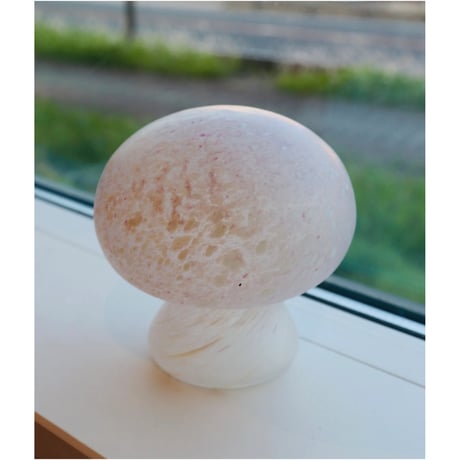 Kosta Boda glass objet mushroom