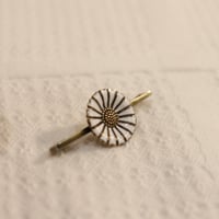 A.Michelsen daisy brooch (with original box)