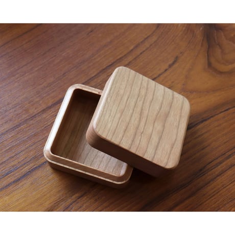 Kakudo butter case half