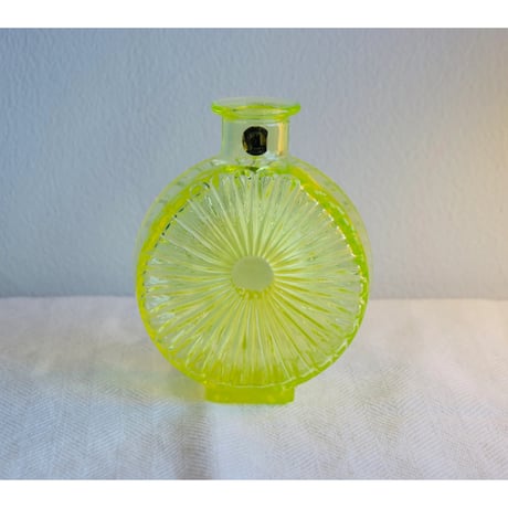 Riihimaen Lasi 'Aurinkopullo' vase 1/4 yellow