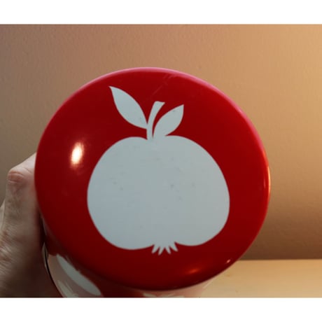 Baret Ware apple tin