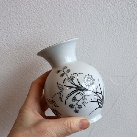 Arabia Perho flower vase